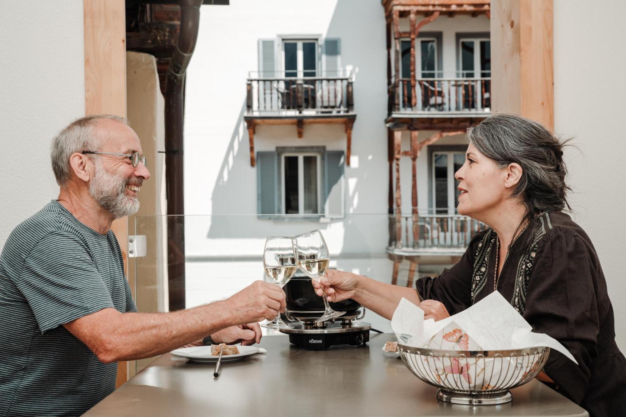 Chasa Fent, Sent Scuol Im Engadin Apartman Kültér fotó